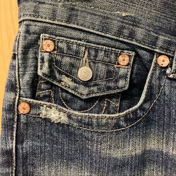 TRUE RELIGION Joey Distressed Wiskering Jeans w/ Embroidered Back Pocket Sz 32 - Picture 15 of 16